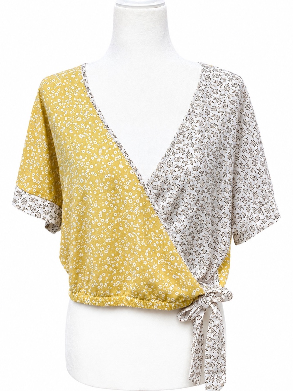 Paper Crane Size S Floral Faux Wrap Tie Front Blouse Boho Festival